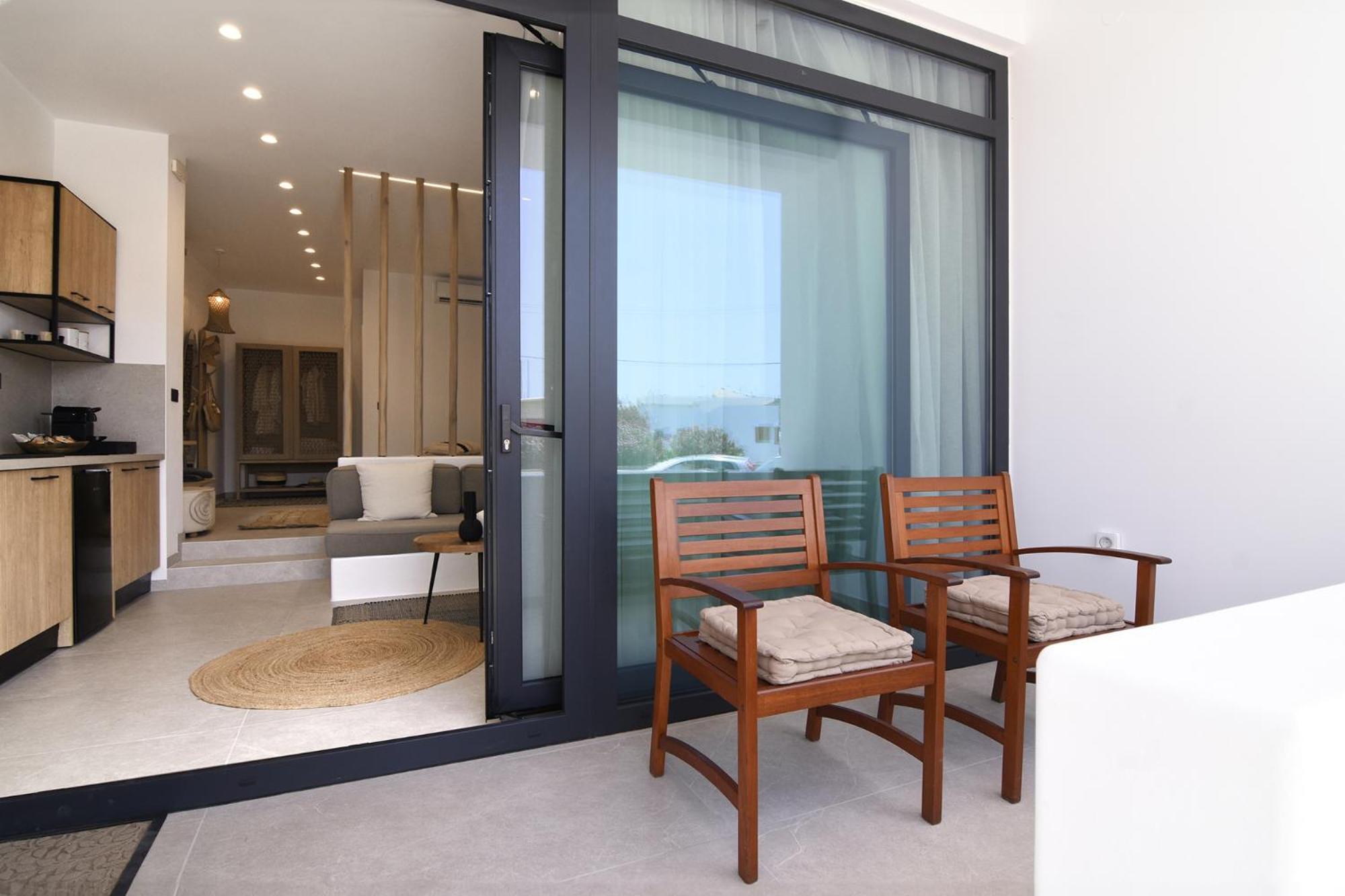 Gemilos Harmony Apartment Adamantas (Milos)